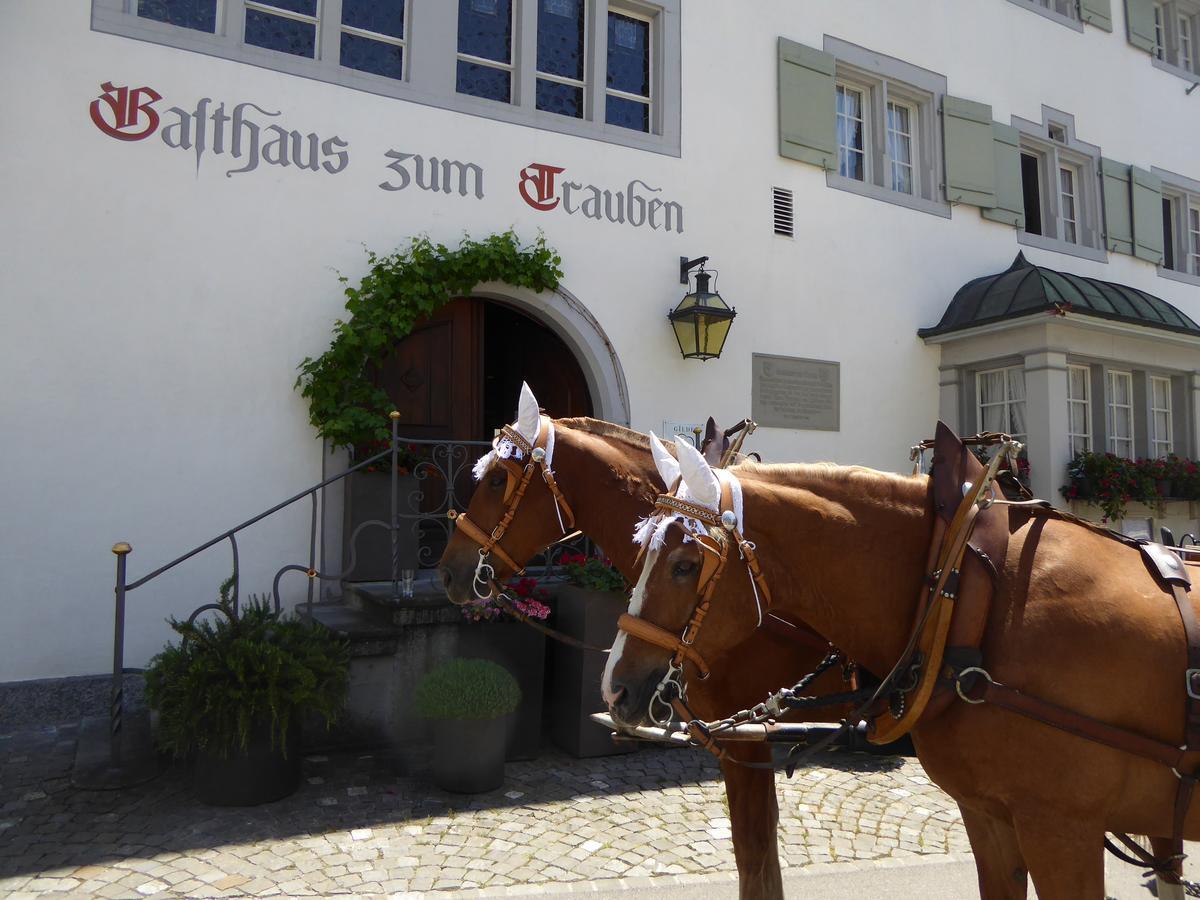 Hotel Gasthaus Zum Trauben Weinfelden Exterior foto